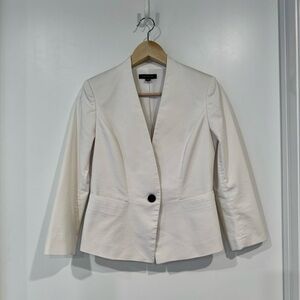 Ann Taylor Elegant White Women's Collarless Cutaway Blazer Size 0